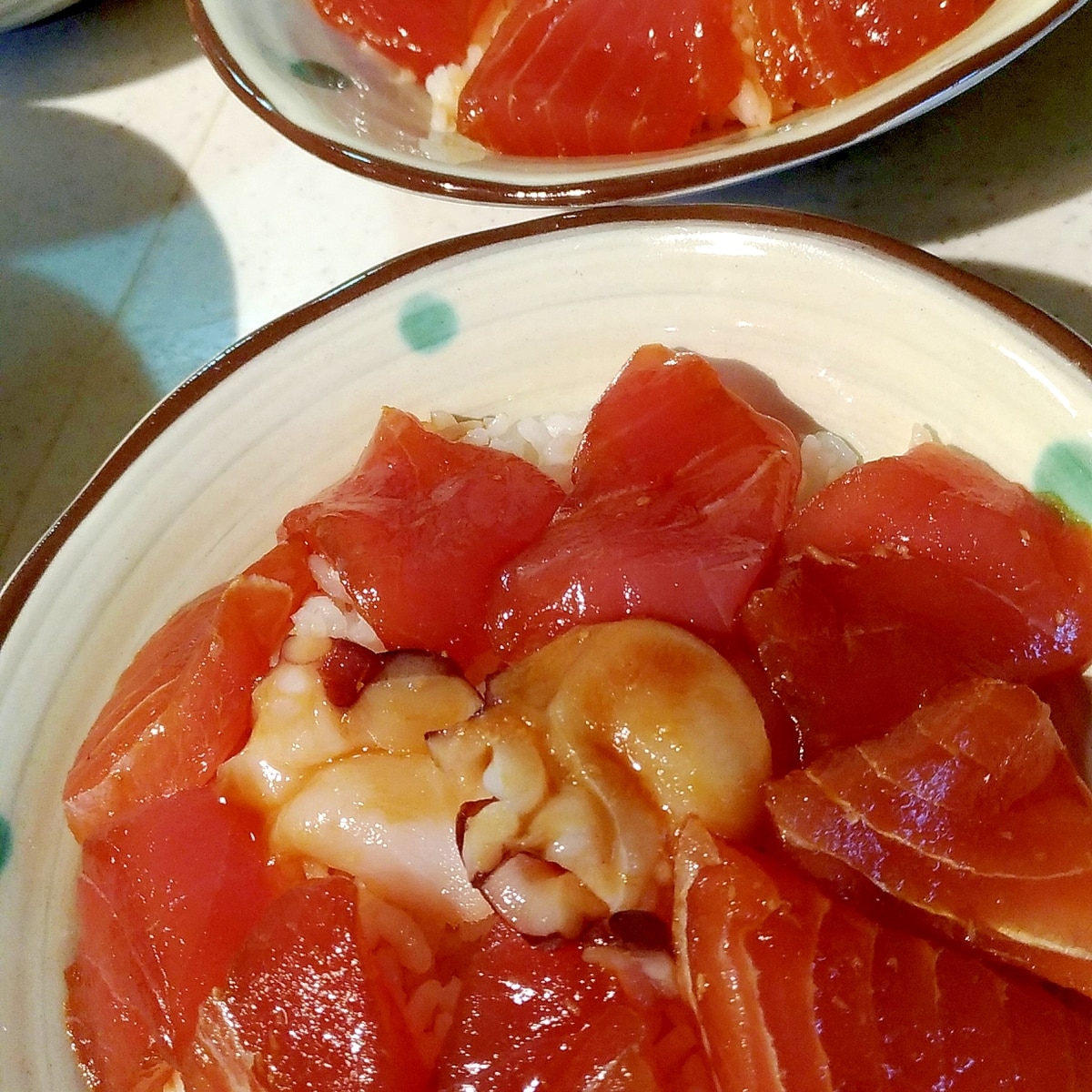 醤油だけで美味しい まぐろと生だこの漬け丼 レシピ 作り方 By またたび 楽天レシピ 醤油だけで美味しい まぐろと生だこの漬け丼 レシピ 作り方 By またたび 楽天レシピ